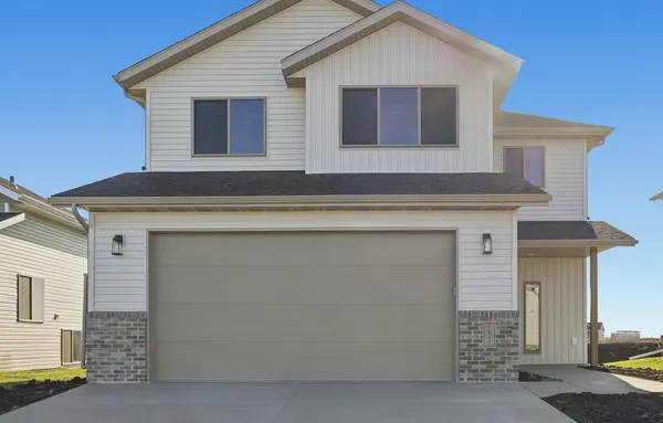 $429,900 | 7647 Cub Crk Way, Horace, ND 58047