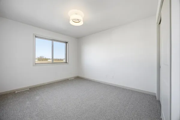 $429,900 | 7647 Cub Crk Way, Horace, ND 58047