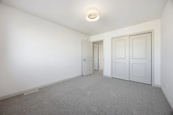 $429,900 | 7647 Cub Crk Way, Horace, ND 58047