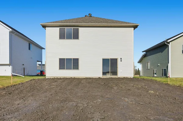 $429,900 | 7647 Cub Crk Way, Horace, ND 58047