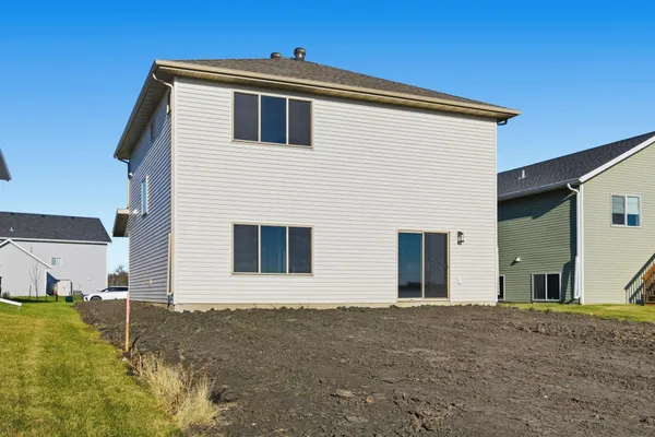 $429,900 | 7647 Cub Crk Way, Horace, ND 58047