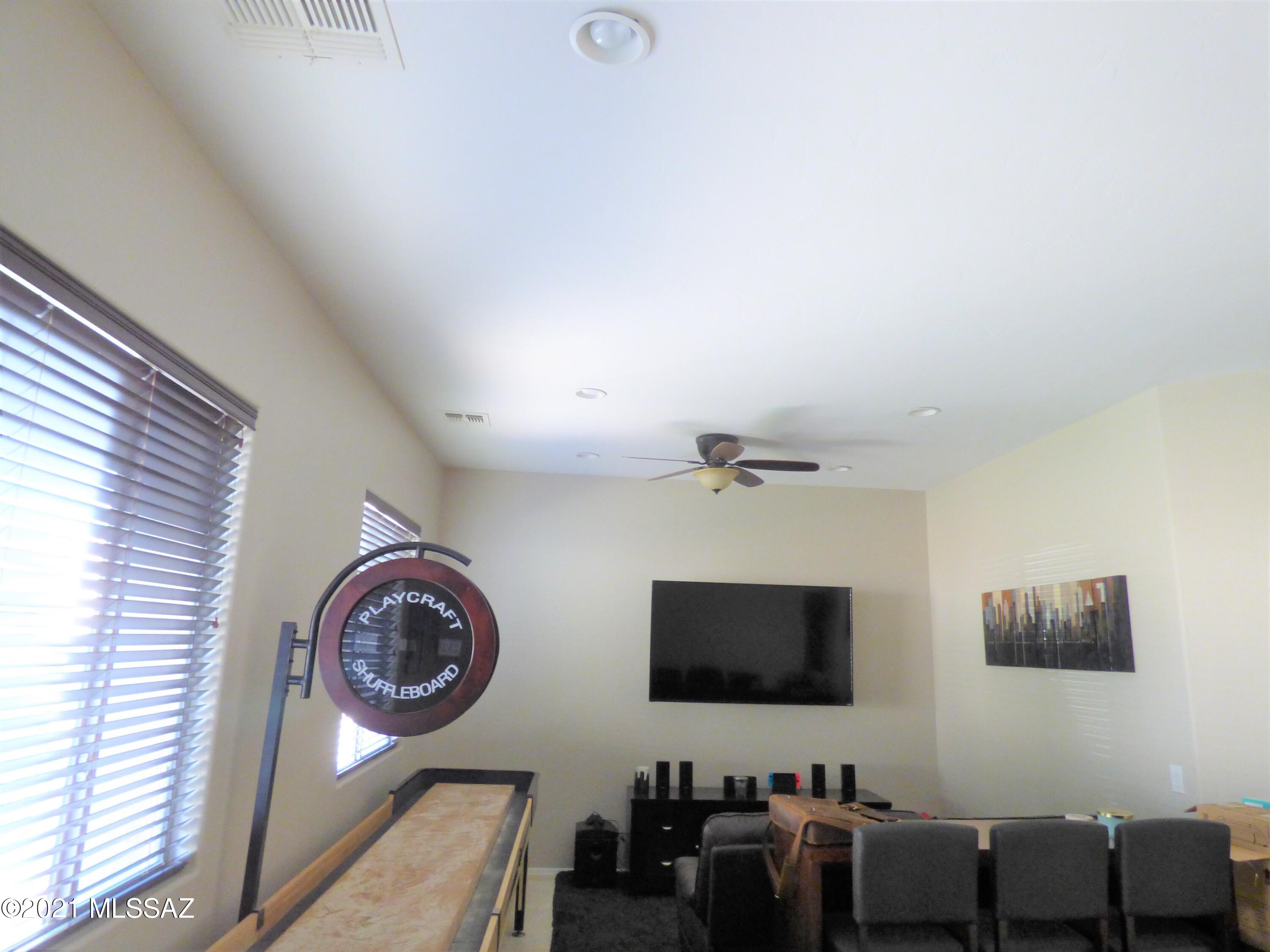 5251 Spring Canyon Place Tucson, AZ 85749 - Photo 8 of 26 Gallery Image 8