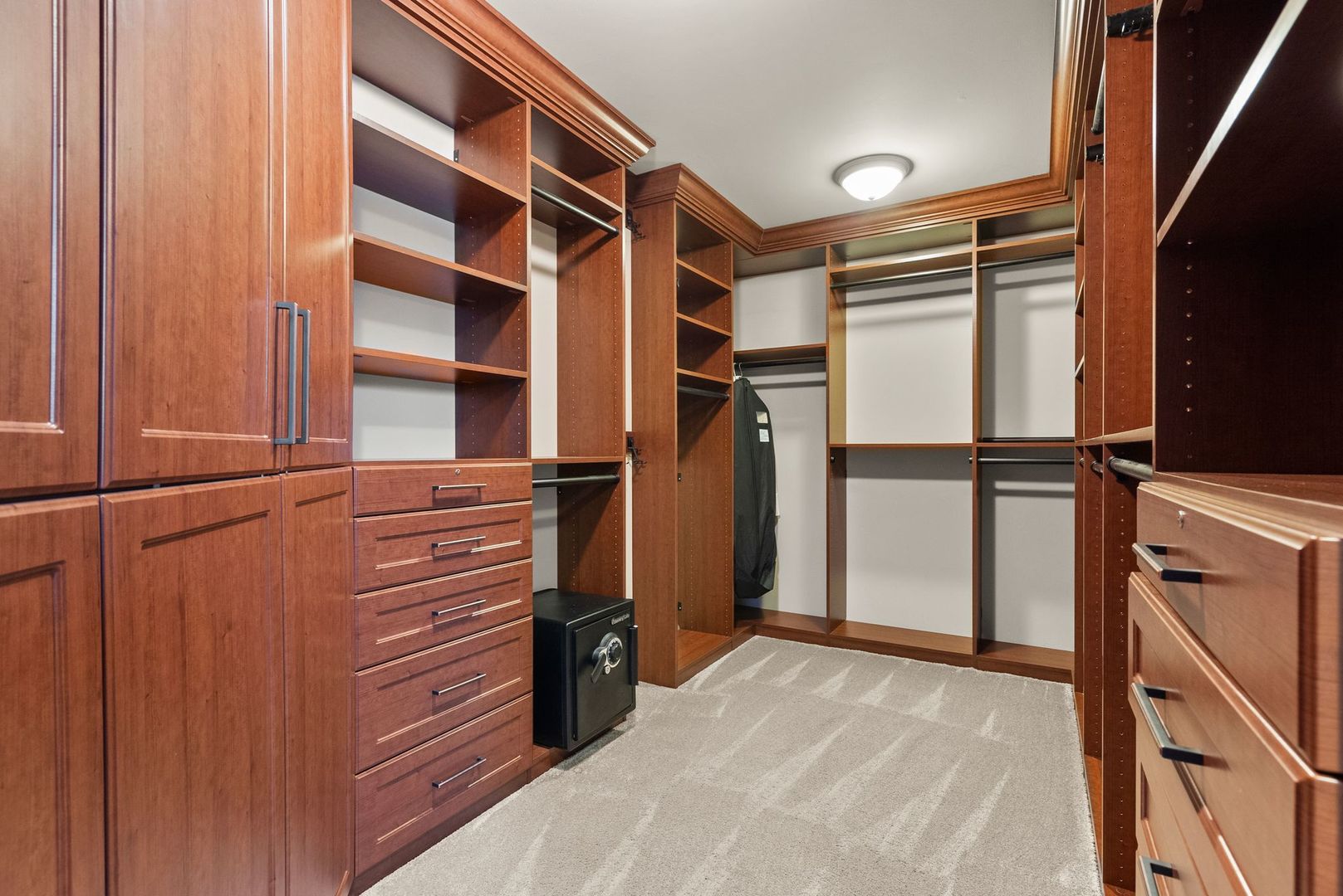 23W711 Hobson Road Naperville, IL 60540 - Photo 38 of 70 Gallery Image 38