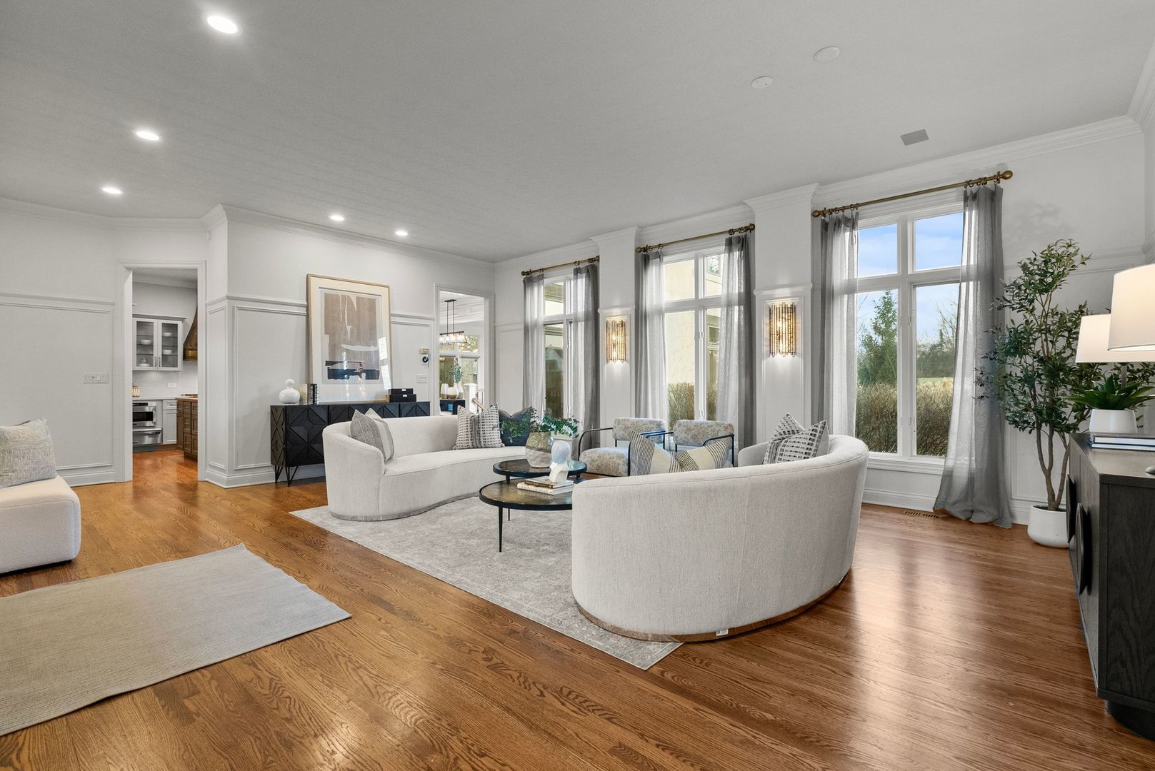 23W711 Hobson Road Naperville, IL 60540 - Photo 4 of 70 Gallery Image 4