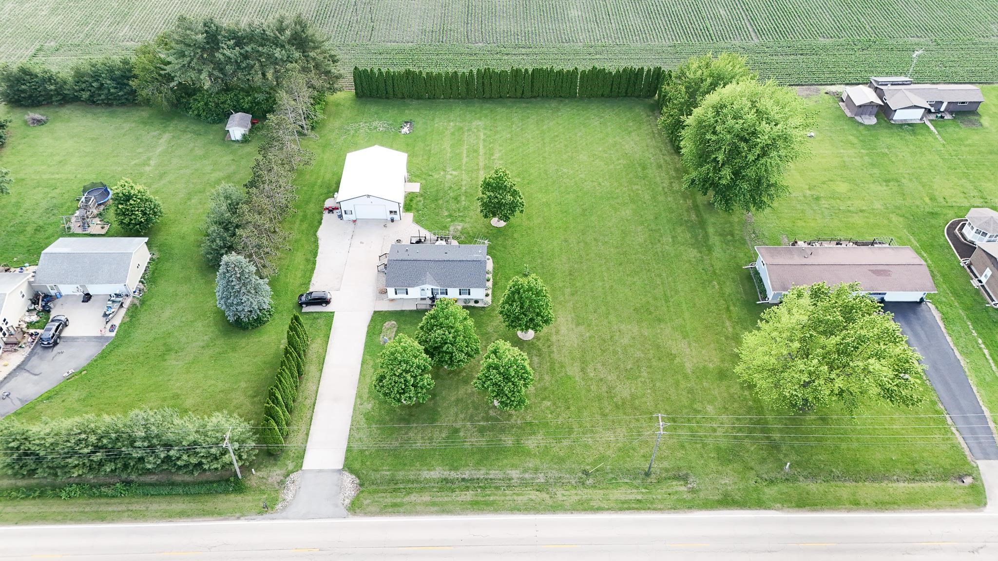 1735 Nachusa Road Dixon, IL 61021 - Photo 2 of 27