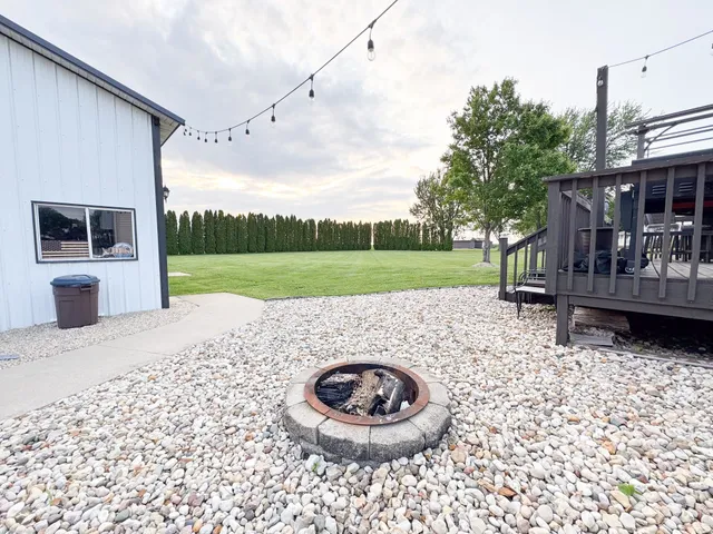 $245,000 | 1735 Nachusa Road, Dixon, IL 61021