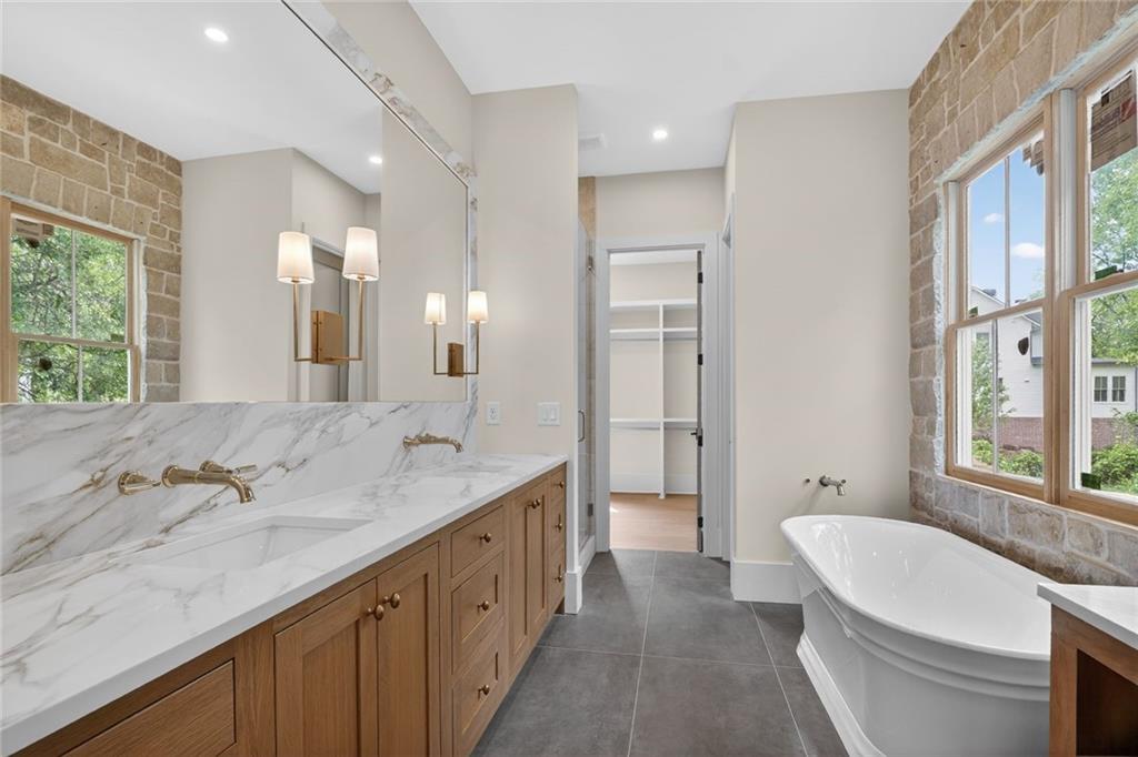 69 Maple Street Roswell, GA 30075 - Photo 25 of 63