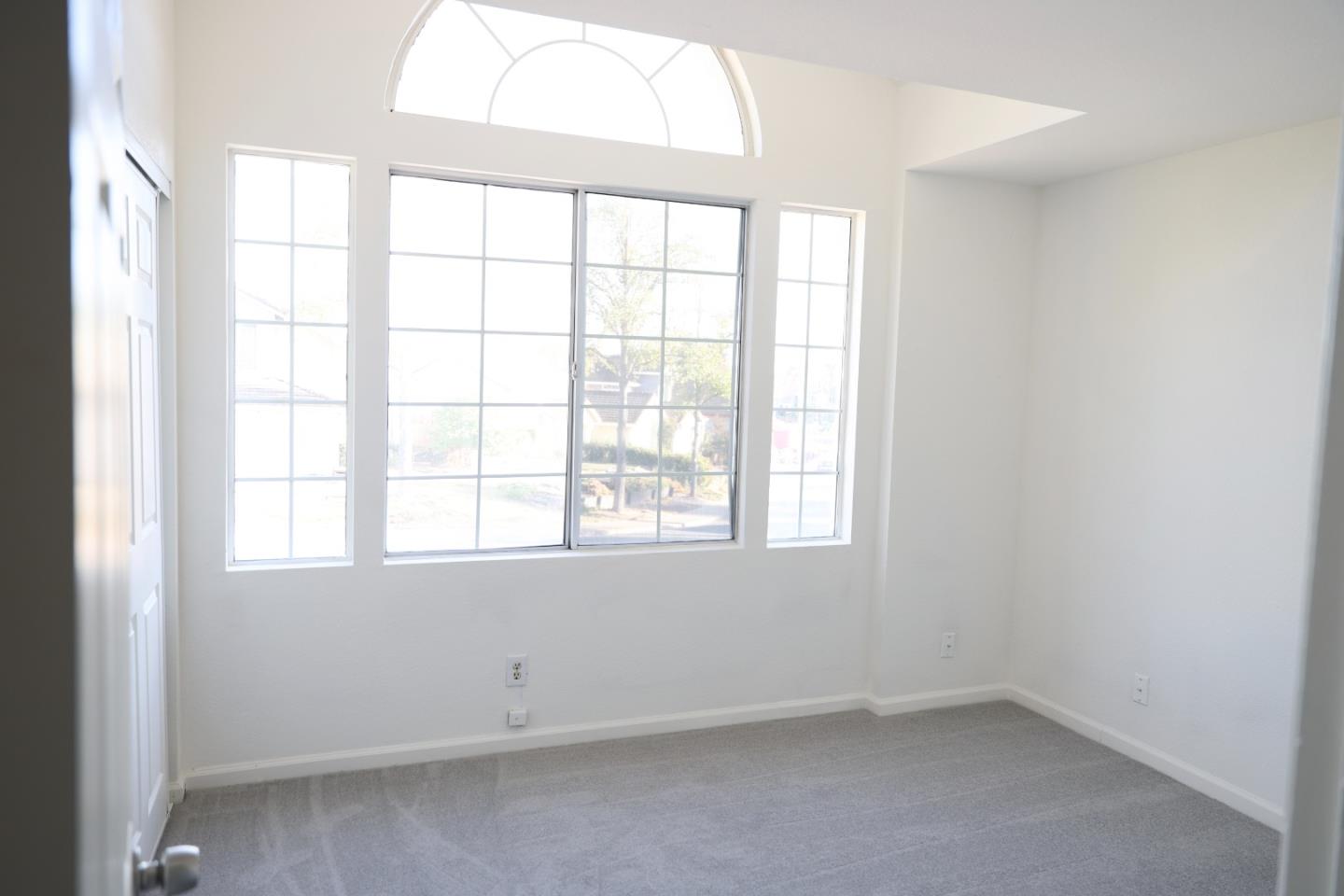 5012 Rodeo Circle Antioch, CA 94531 - Photo 26 of 36 an empty room with a window