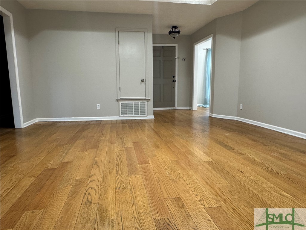 1109 Cobb Road Savannah, GA 31410 - Photo 10 of 19 Gallery Image 10