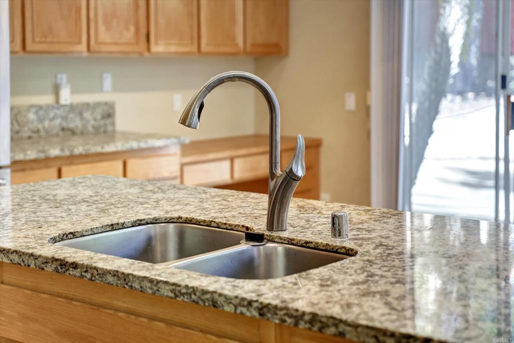 577 Chesterfield Circle San Marcos, CA 92069 - Photo 18 of 46