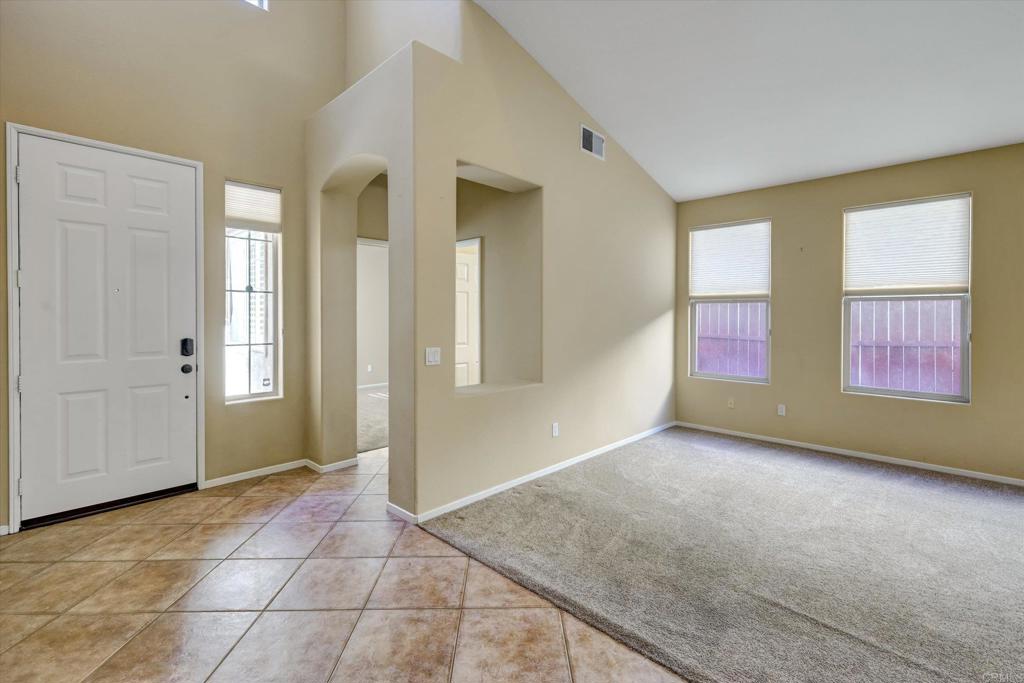 577 Chesterfield Circle San Marcos, CA 92069 - Photo 6 of 46