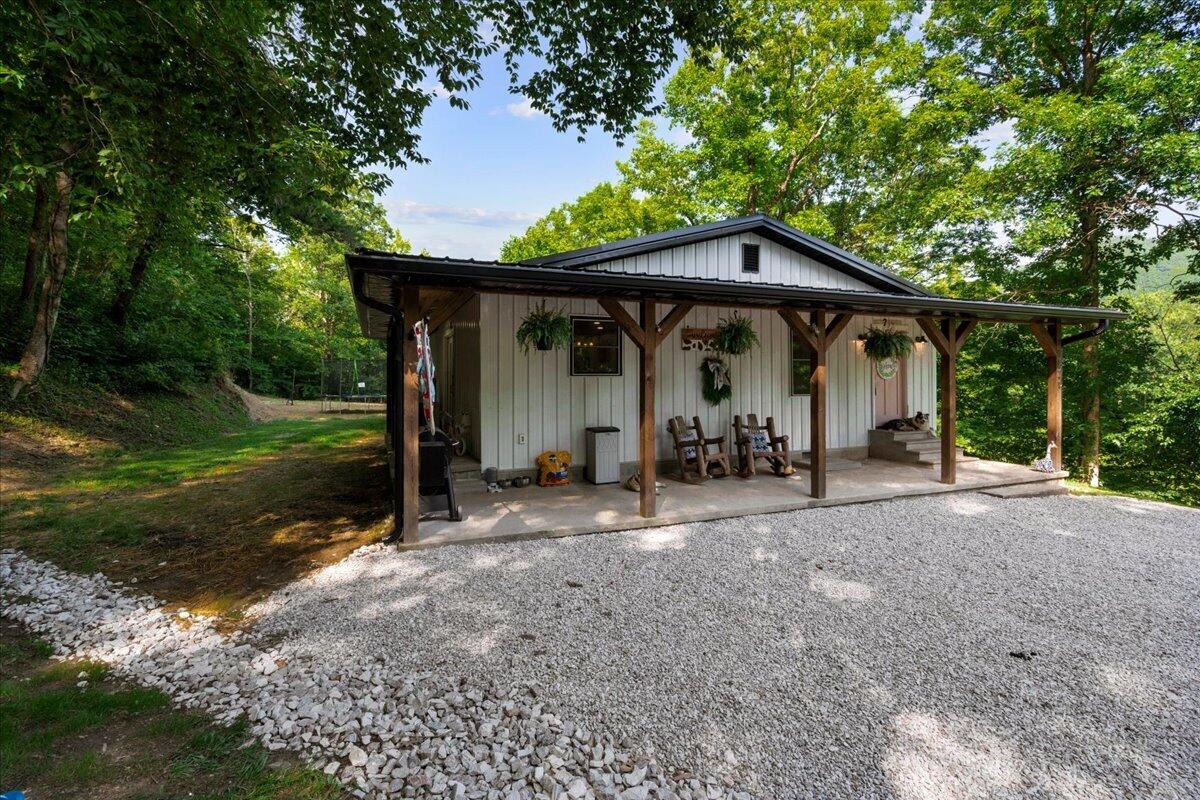 1820 North Fork Road Stanton, KY 40380 - Photo 1 of 38 04-IVA09835
