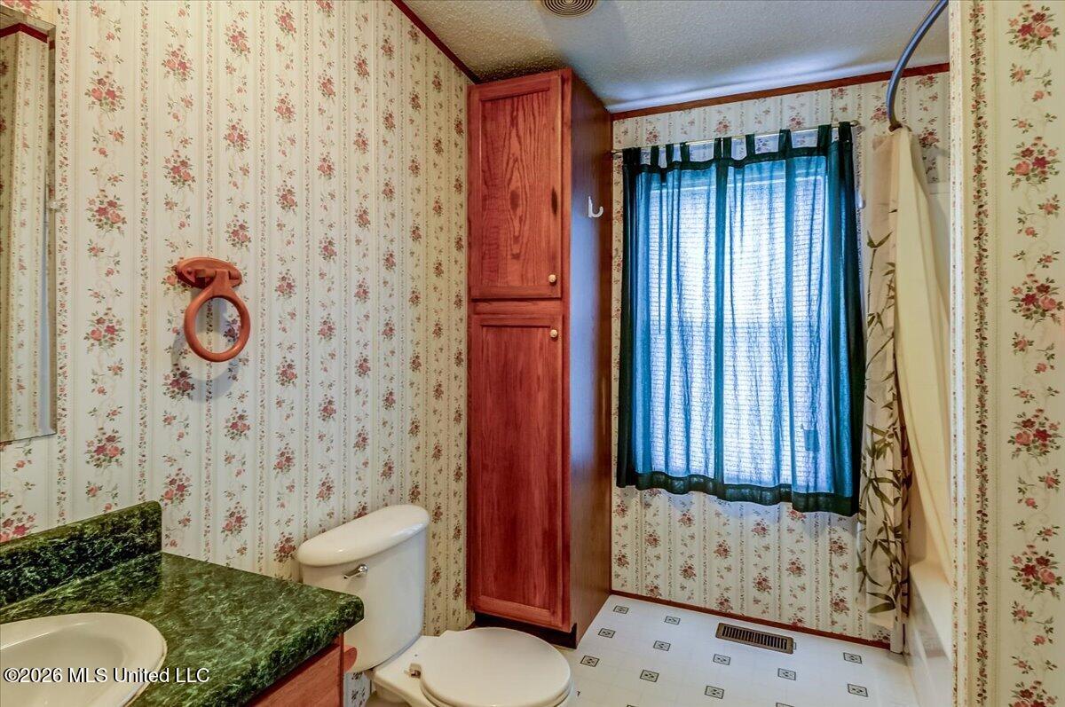 2041 King Road Southaven, MS 38672 - Photo 28 of 32 20-KMP_9562_3_4_5_6