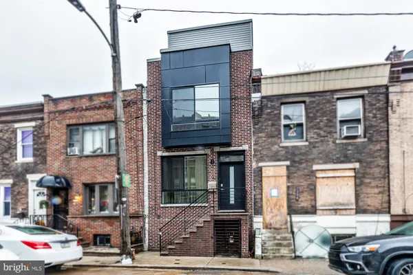 $2,100 | 2132 McClellan Street, Philadelphia, PA 19145