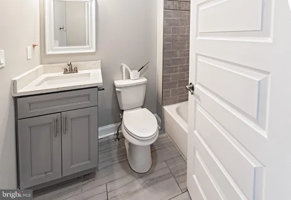 $2,100 | 2132 McClellan Street, Philadelphia, PA 19145