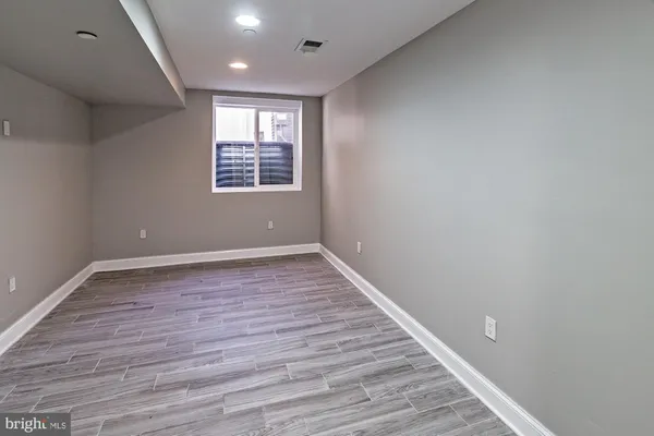 $2,100 | 2132 McClellan Street, Philadelphia, PA 19145