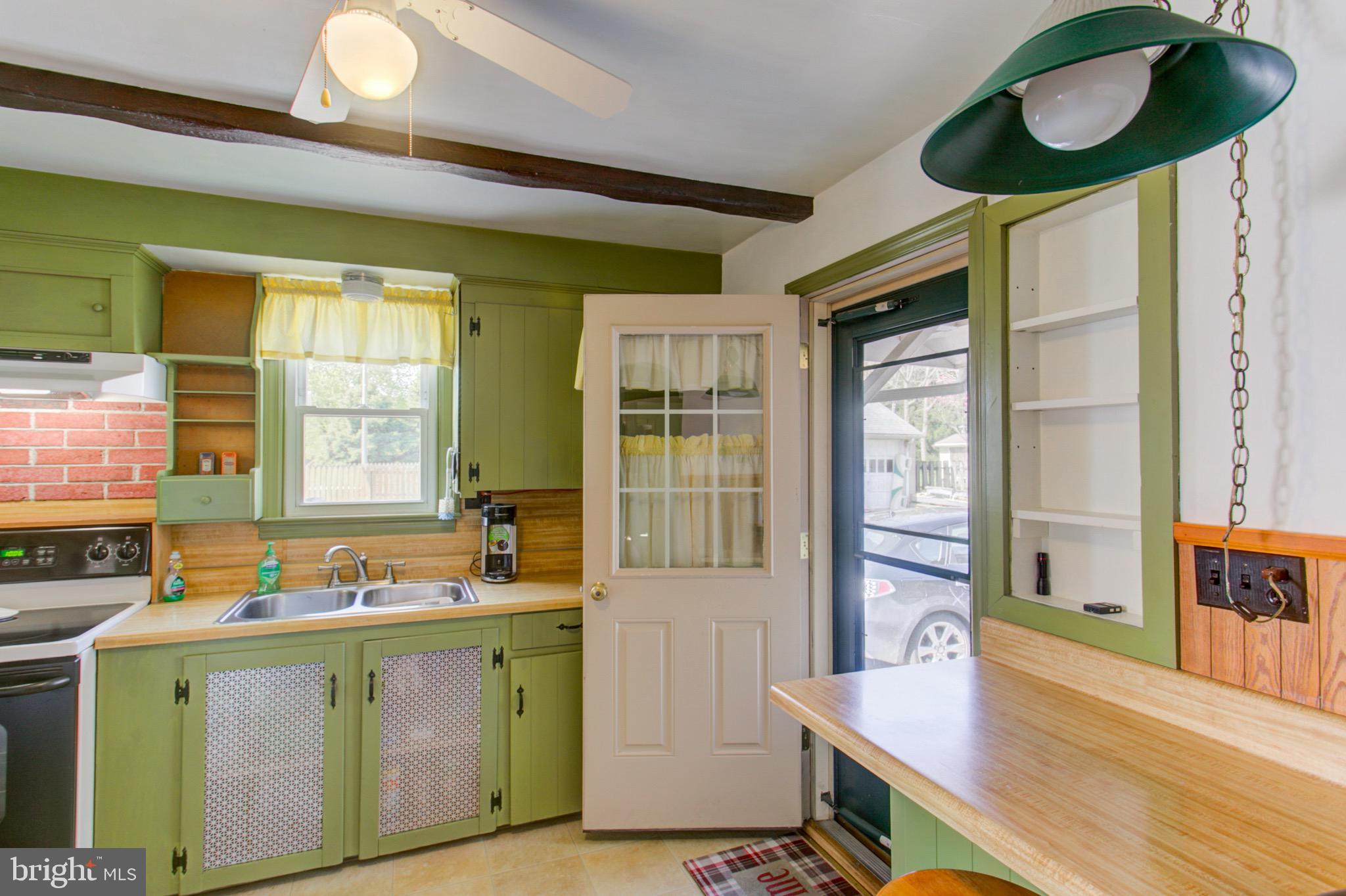 106 Colebrook Road Elizabethtown, PA 17022 - Photo 8 of 33 Gallery Image 8