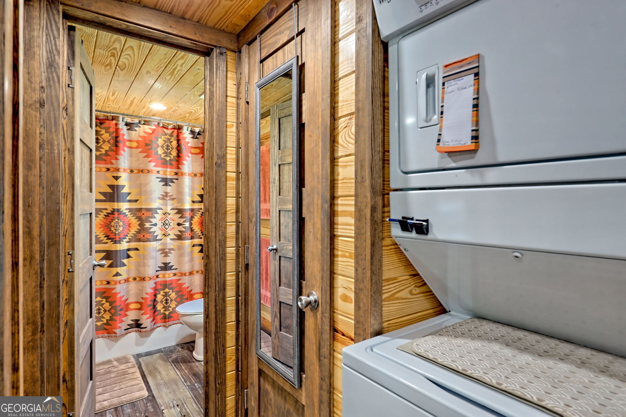 4960 Laurel Lodge Road, Unit 18 Clarkesville, GA 30523 - Photo 20 of 59 a view of entryway