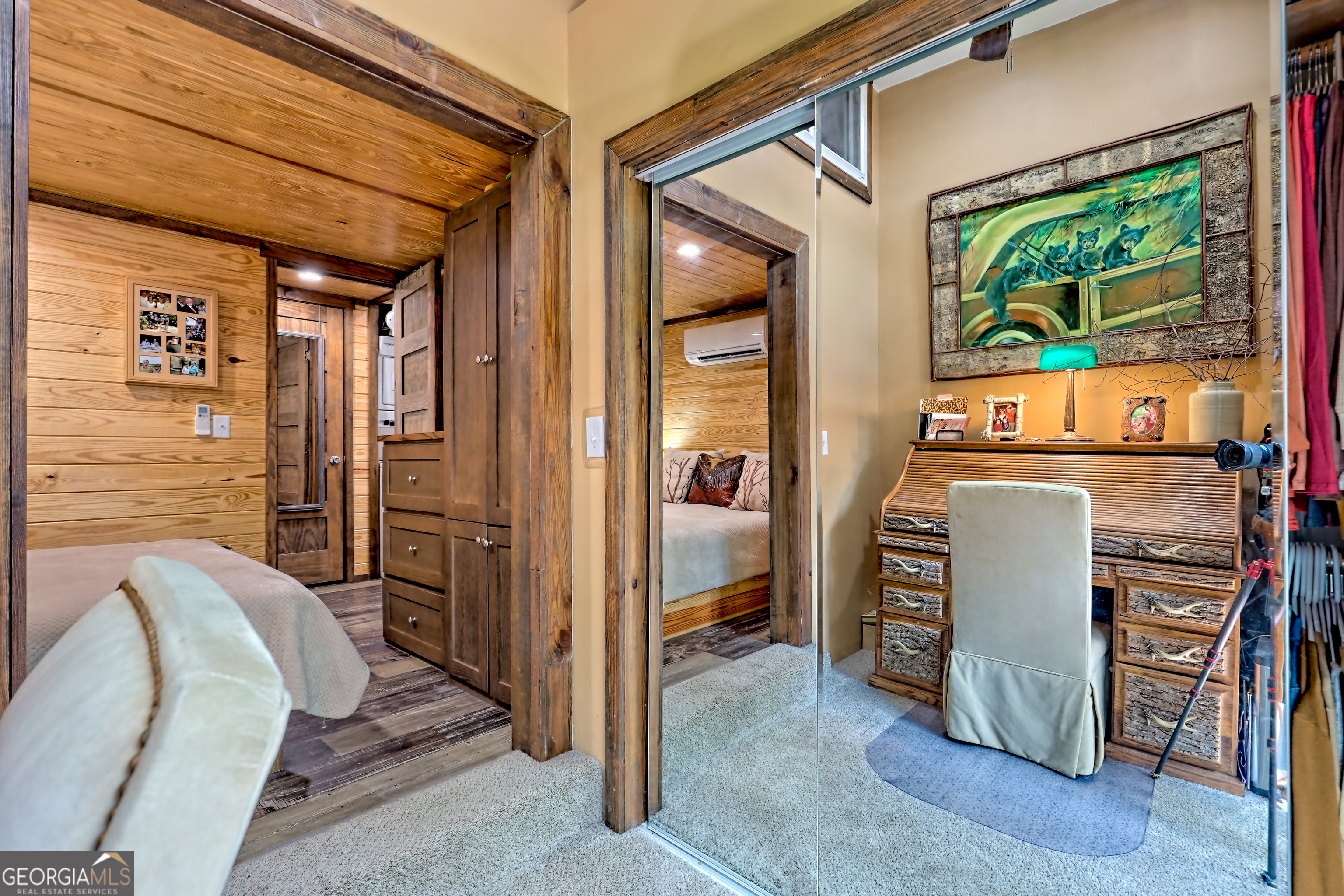 4960 Laurel Lodge Road, Unit 18 Clarkesville, GA 30523 - Photo 27 of 59 a view of a livingroom with furniture and windows