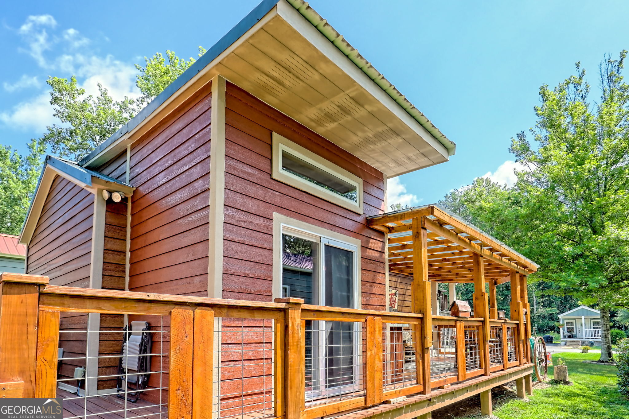 4960 Laurel Lodge Road, Unit 18 Clarkesville, GA 30523 - Photo 47 of 59 a view of a large building