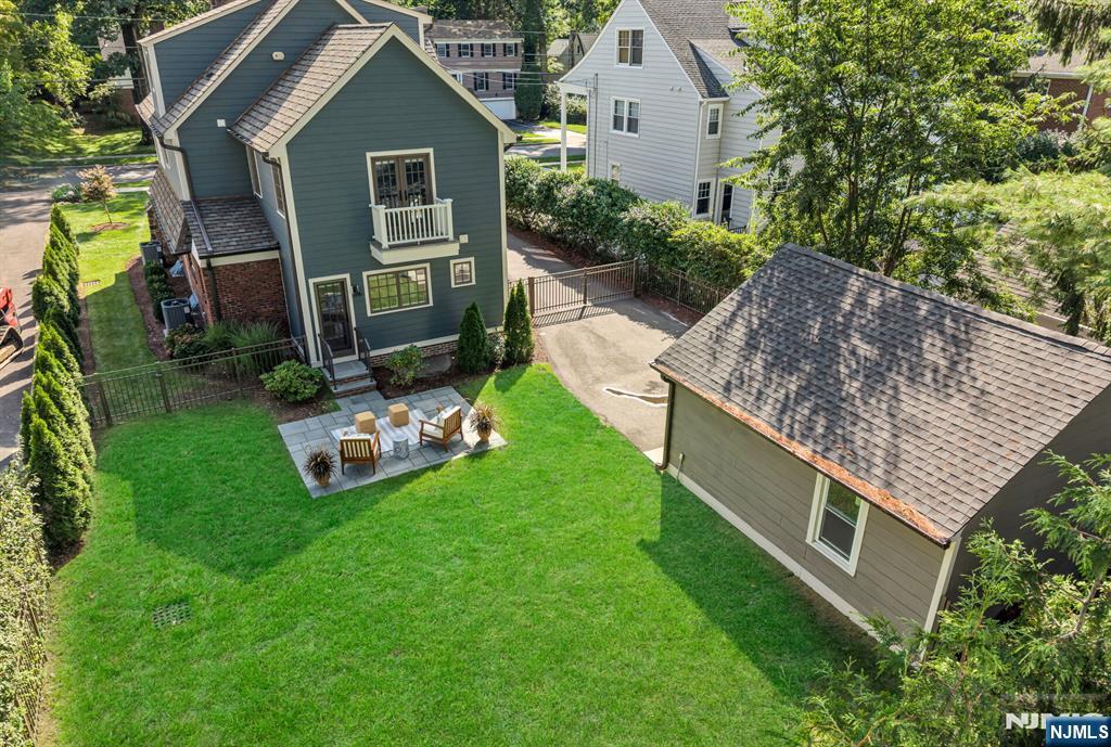 97 California Street Ridgewood, NJ 07450 - Photo 44 of 45 Gallery Image 44