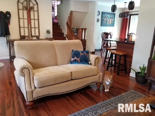 $240,000 | 112 Sioux Drive, Sparland, IL 61565