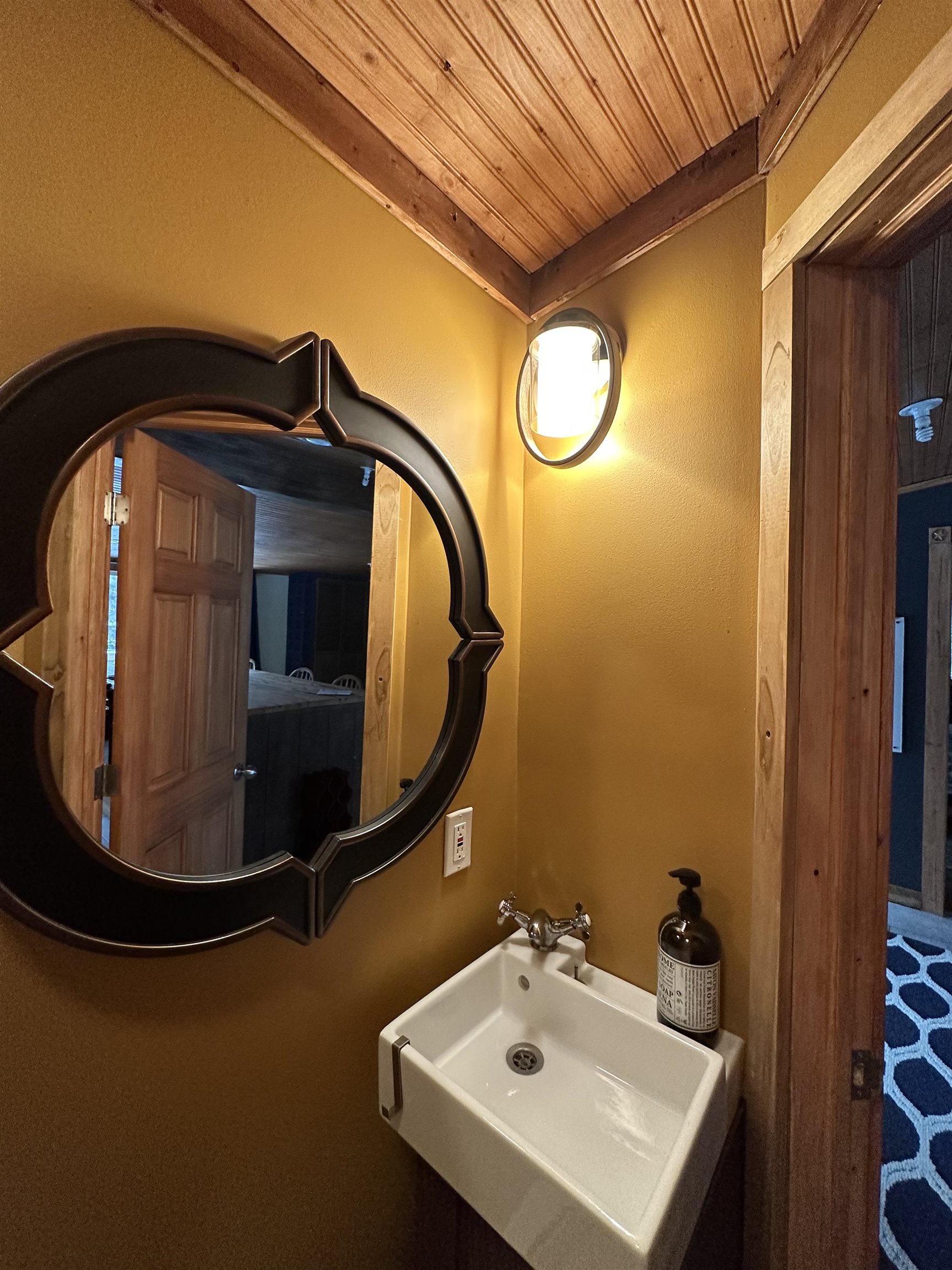 6095 South King Road Grayling, MI 49738 - Photo 9 of 67 1907736-8.JPG