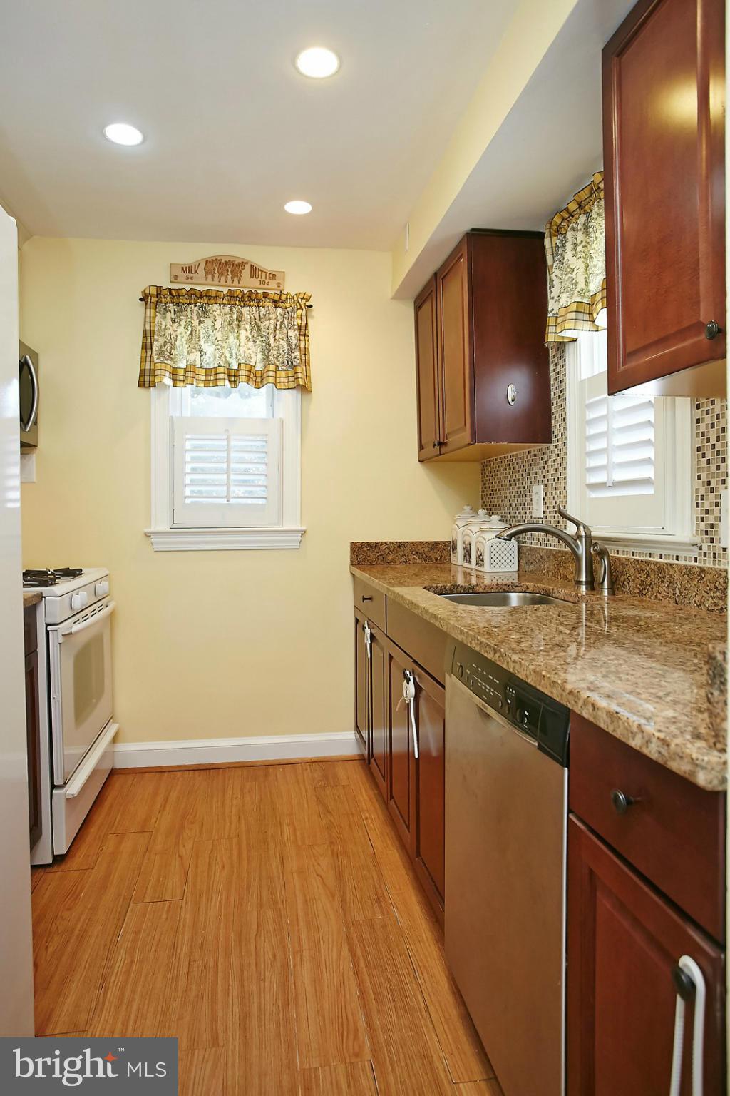 9912 Cherry Tree Lane Silver Spring, MD 20901 - Photo 14 of 30 Kitchen