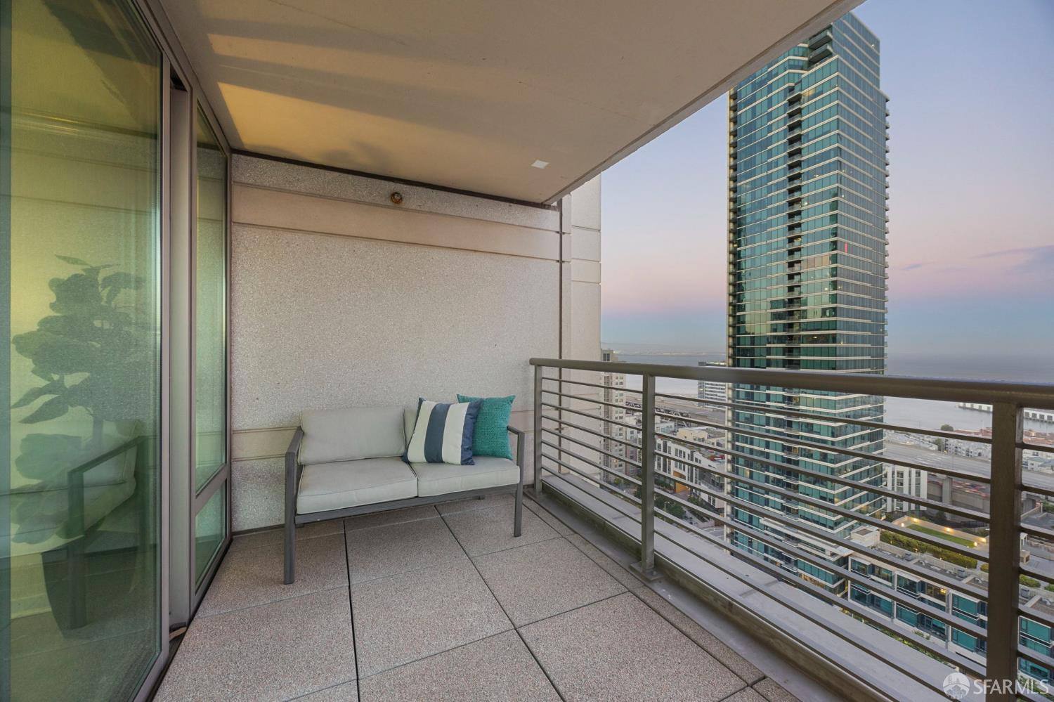 355 1st Street, Unit S2503 San Francisco, CA 94105 - Photo 38 of 67