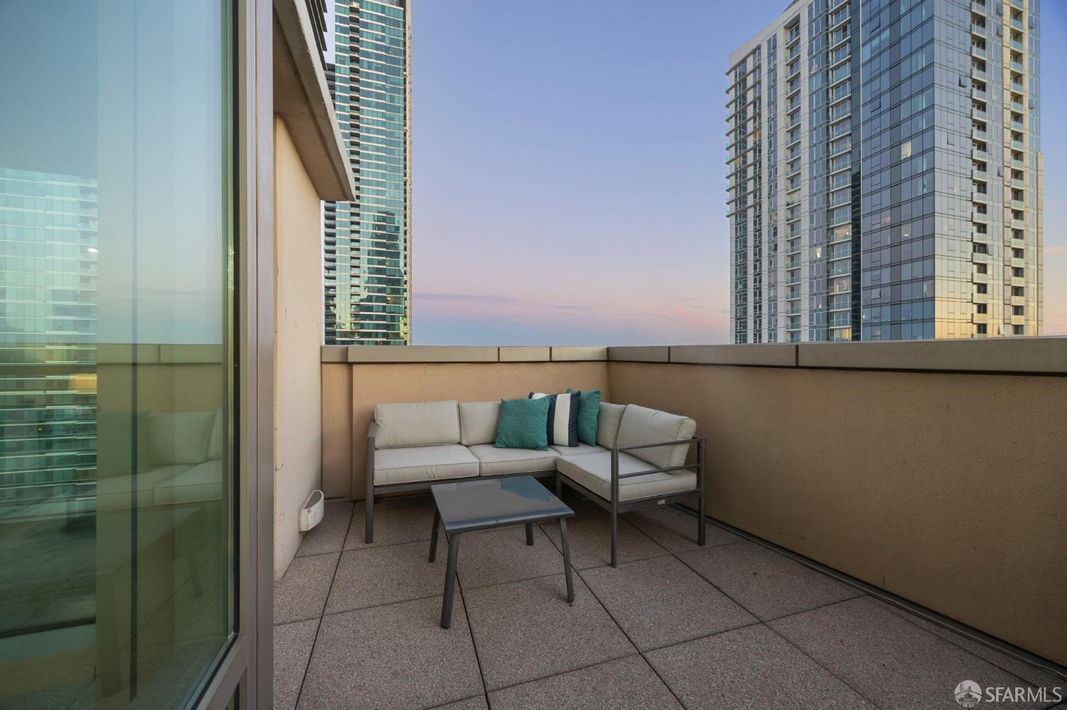 355 1st Street, Unit S2503 San Francisco, CA 94105 - Photo 40 of 67