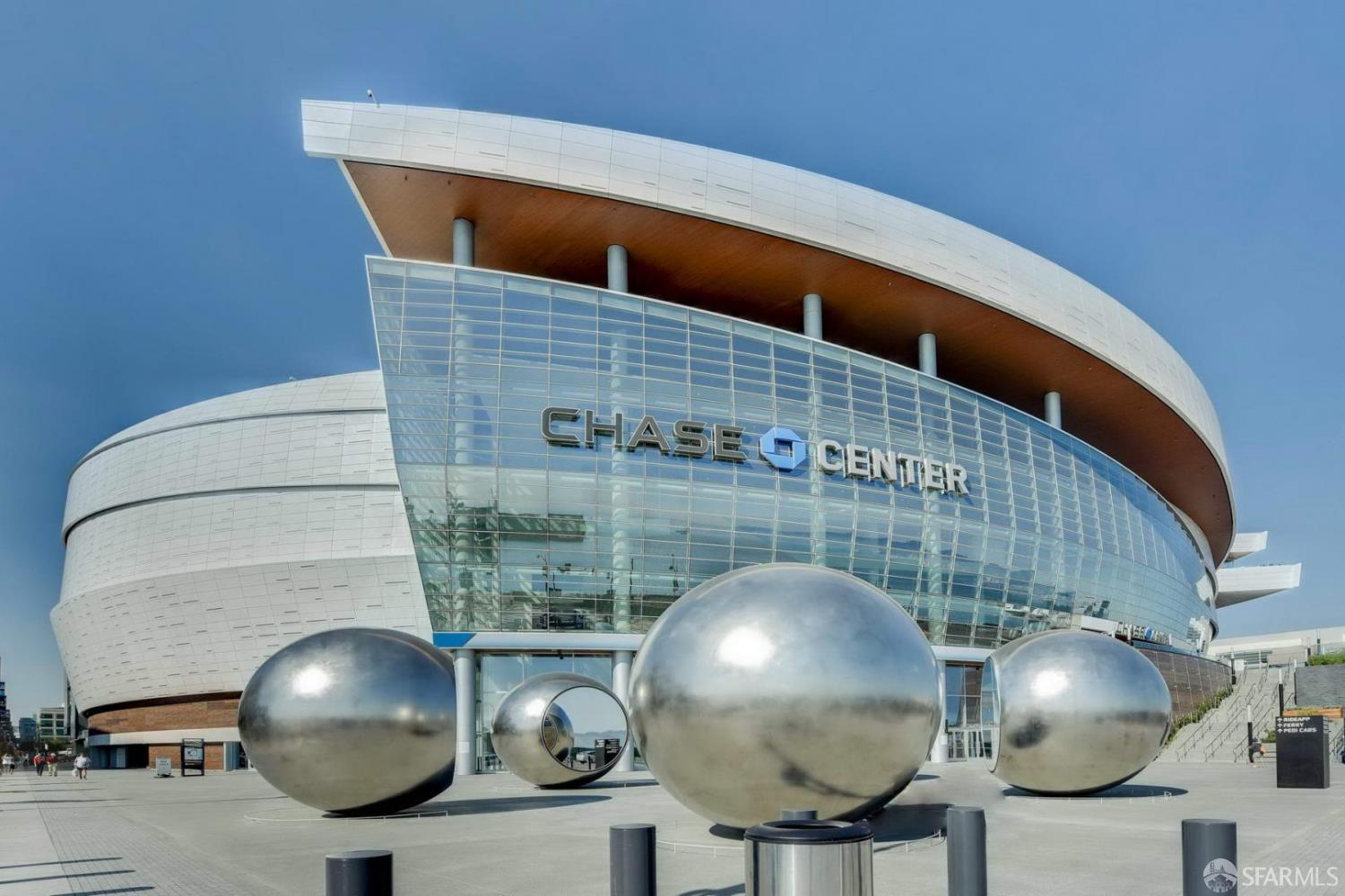 355 1st Street, Unit S2503 San Francisco, CA 94105 - Photo 67 of 67 a front view of a oval commercial building