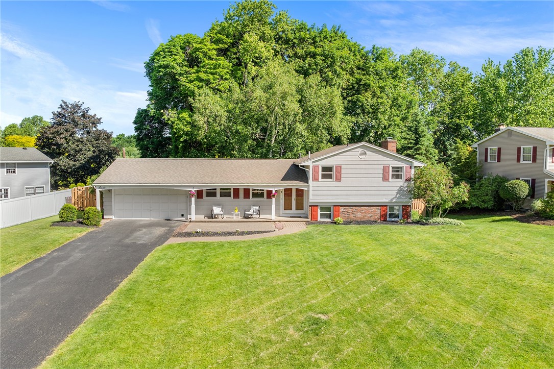 7 Aldwick Rise Perinton, NY 14450 - Photo 1 of 34