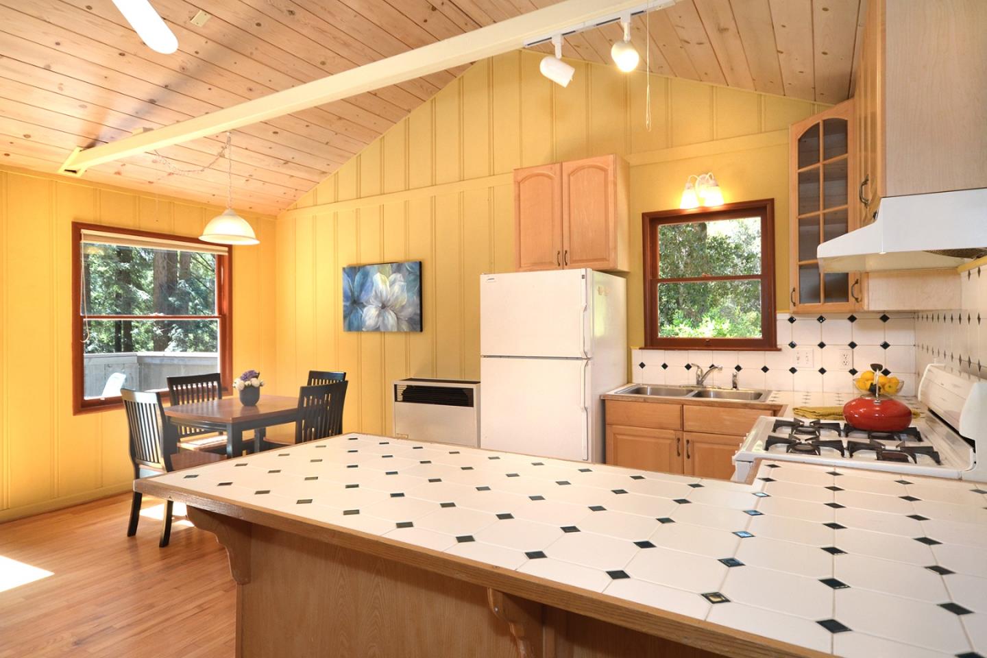 11841 Van Allen Road Felton, CA 95018 - Photo 7 of 36 Gallery Image 7
