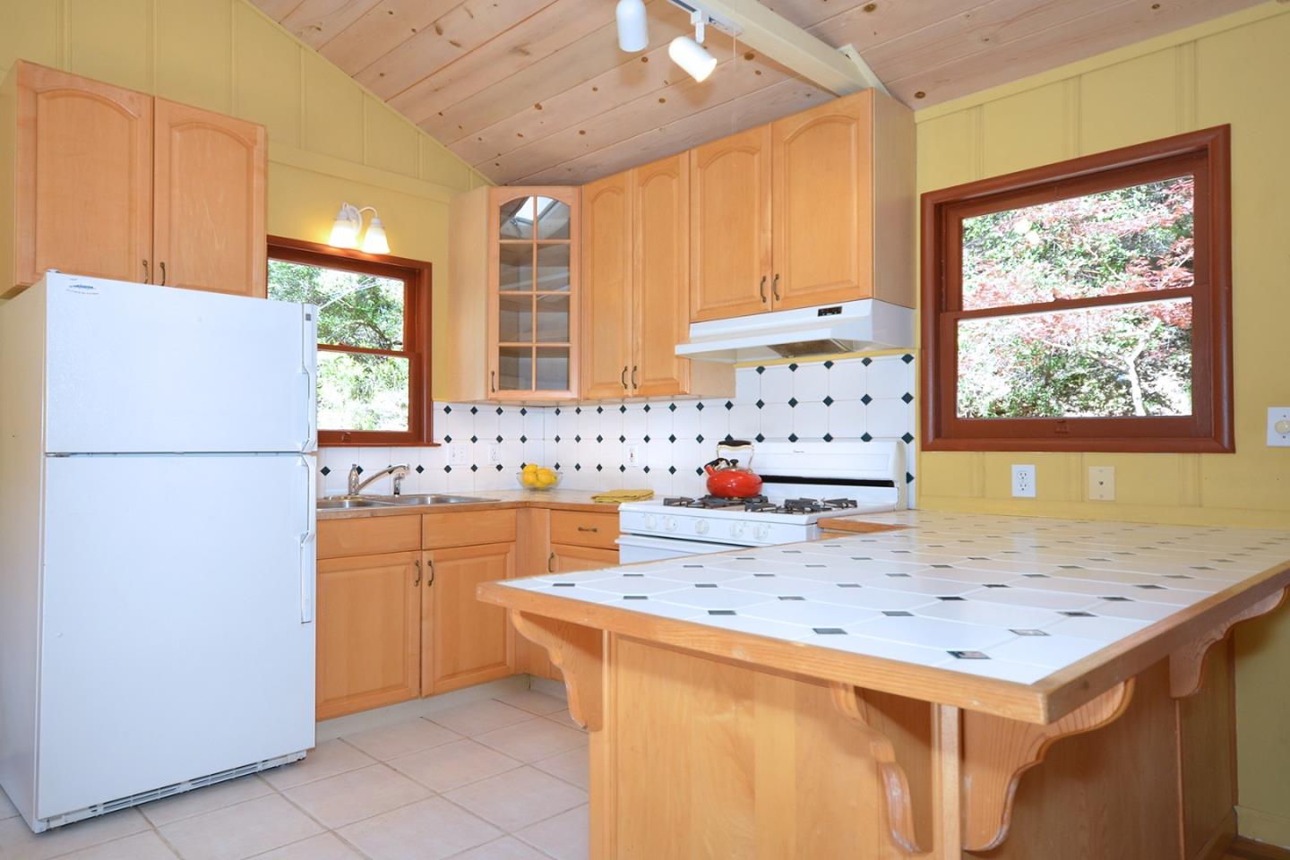 11841 Van Allen Road Felton, CA 95018 - Photo 8 of 36 Gallery Image 8