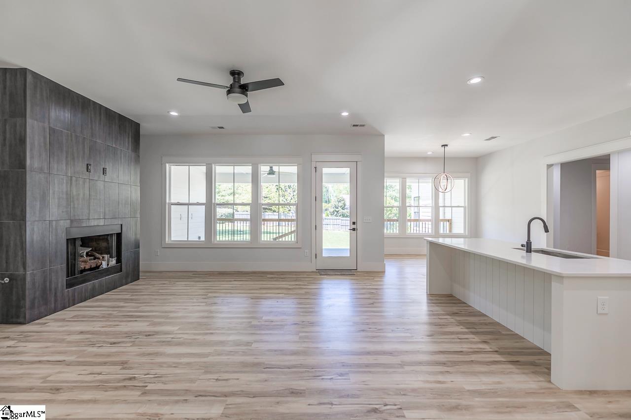 140 McCall Road Simpsonville, SC 29680 - Photo 8 of 34 Gallery Image 8