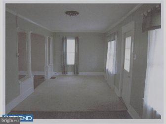 1632 Almonesson Road Woodbury, NJ 08096 - Photo 7 of 7 Living Room