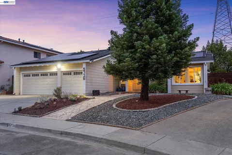 $1,579,000 | 5736 Medallion Court, Castro Valley, CA 94552