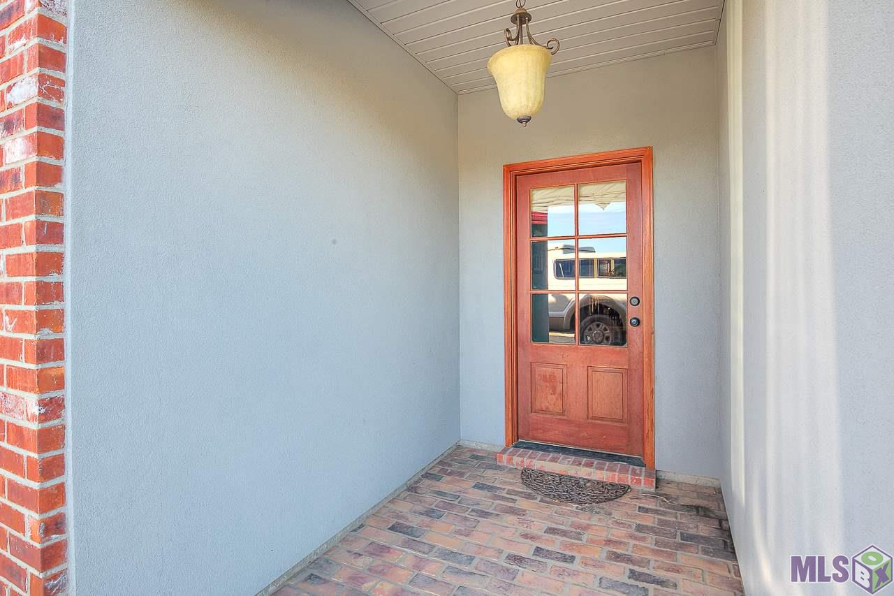11923 Flynn Road Port Allen, LA 70767 - Photo 30 of 40 Gallery Image 30