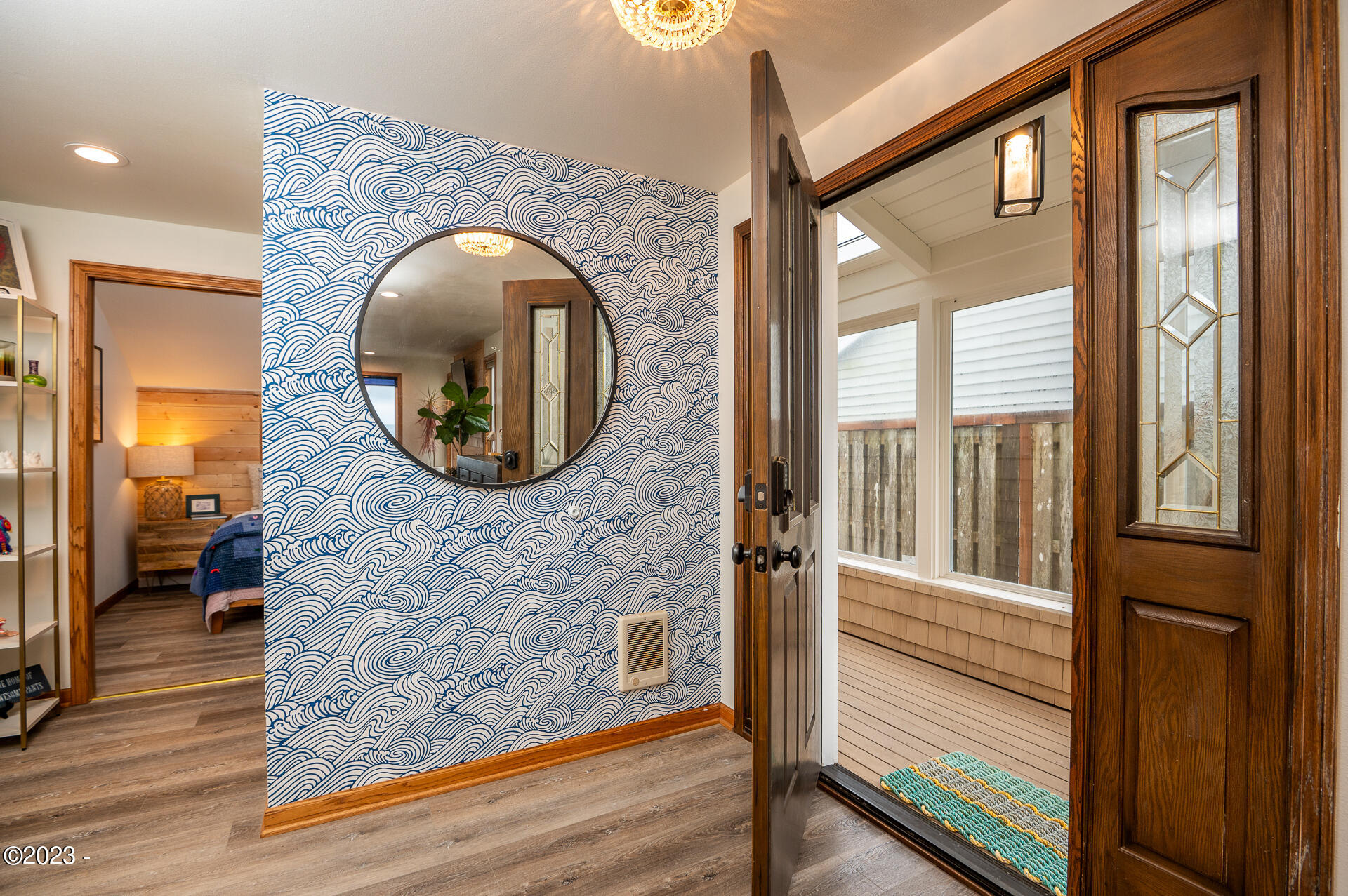 970 Southwest Mark Street Newport, OR 97365 - Photo 5 of 63 Entry