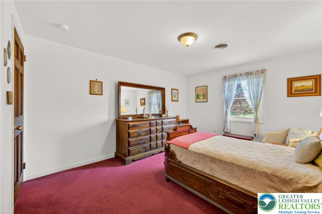 976 Ridge Road Bangor, PA 18013 - Photo 42 of 77