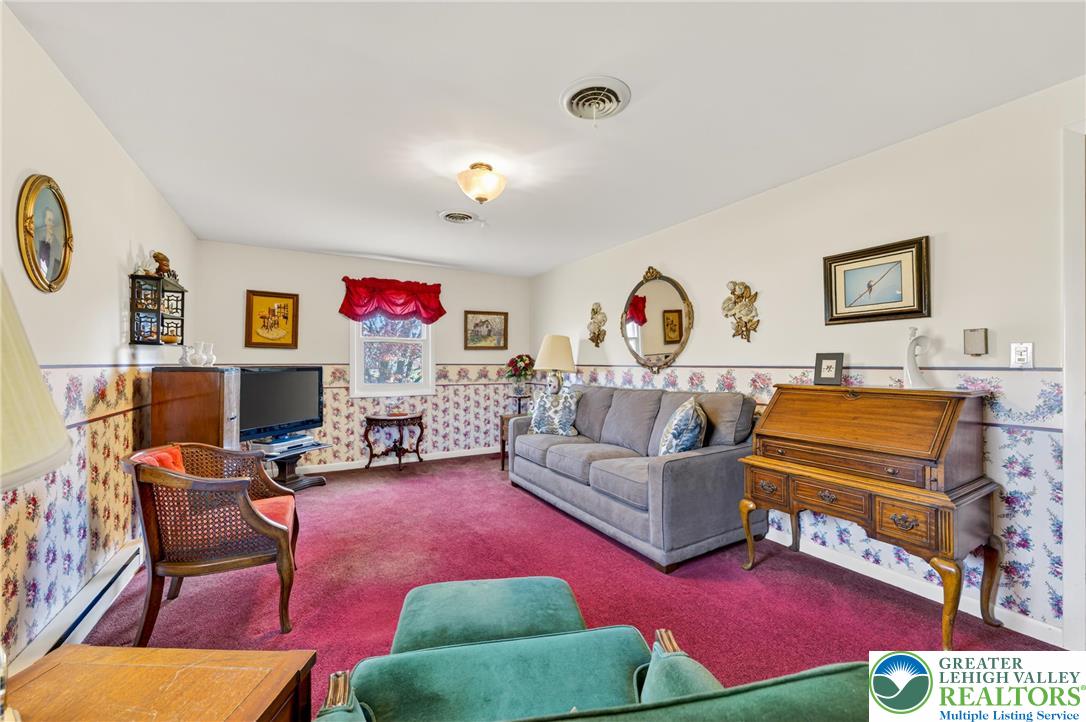 976 Ridge Road Bangor, PA 18013 - Photo 45 of 77