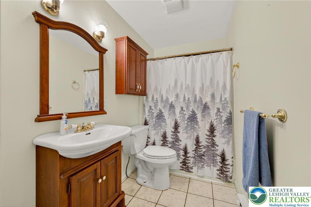 976 Ridge Road Bangor, PA 18013 - Photo 60 of 77