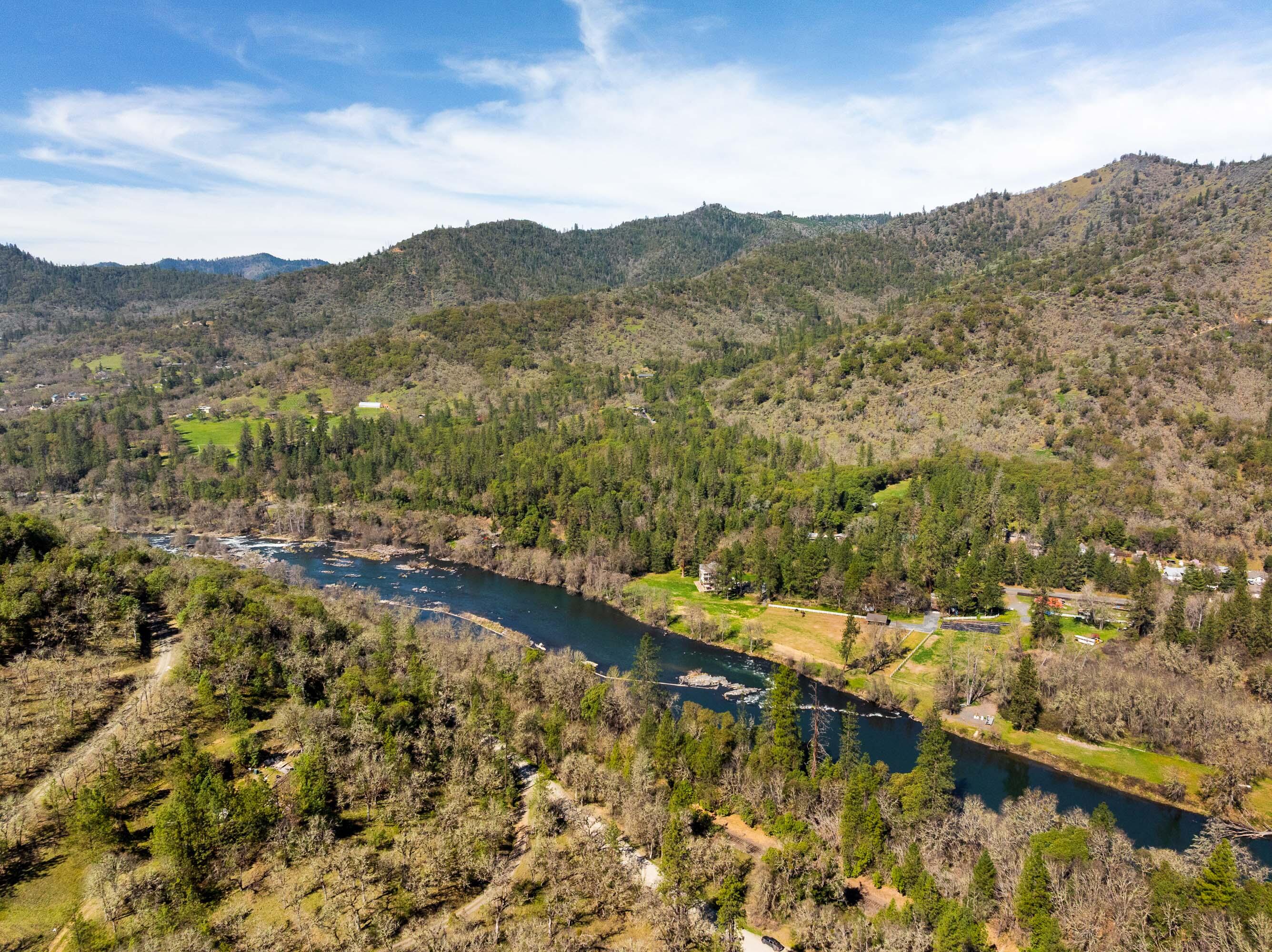 Upper River Road, Unit 2300 Central Point, OR 97502 - Photo 12 of 12 VIEWS VIEWS