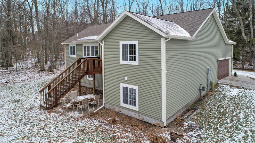 1041 Dykstra Road Muskegon, MI 49445 - Photo 4 of 46 DJI_0585