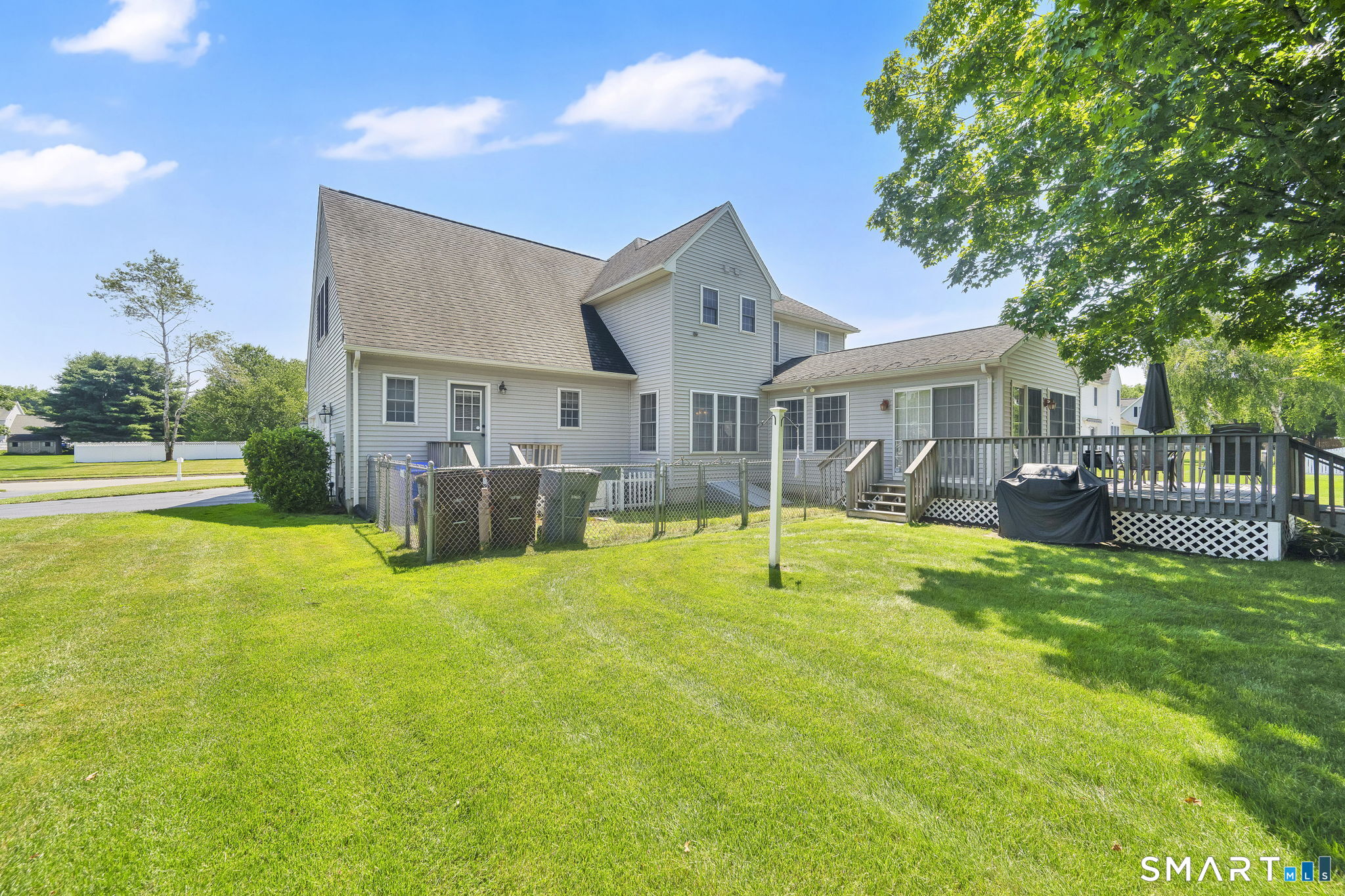 15 Misty Meadow Road Enfield, CT 06082 - Photo 5 of 40