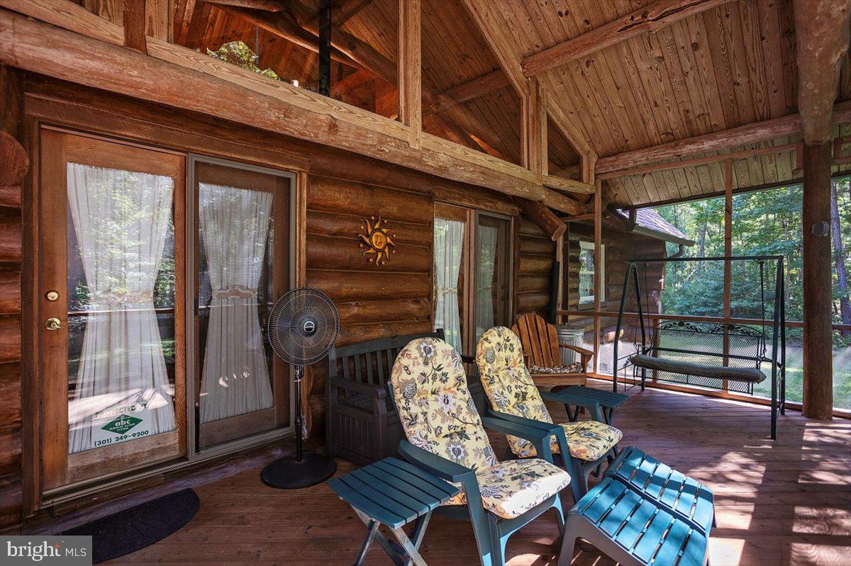 1403 Town Point Road Cambridge, MD 21613 - Photo 2 of 21 Porch