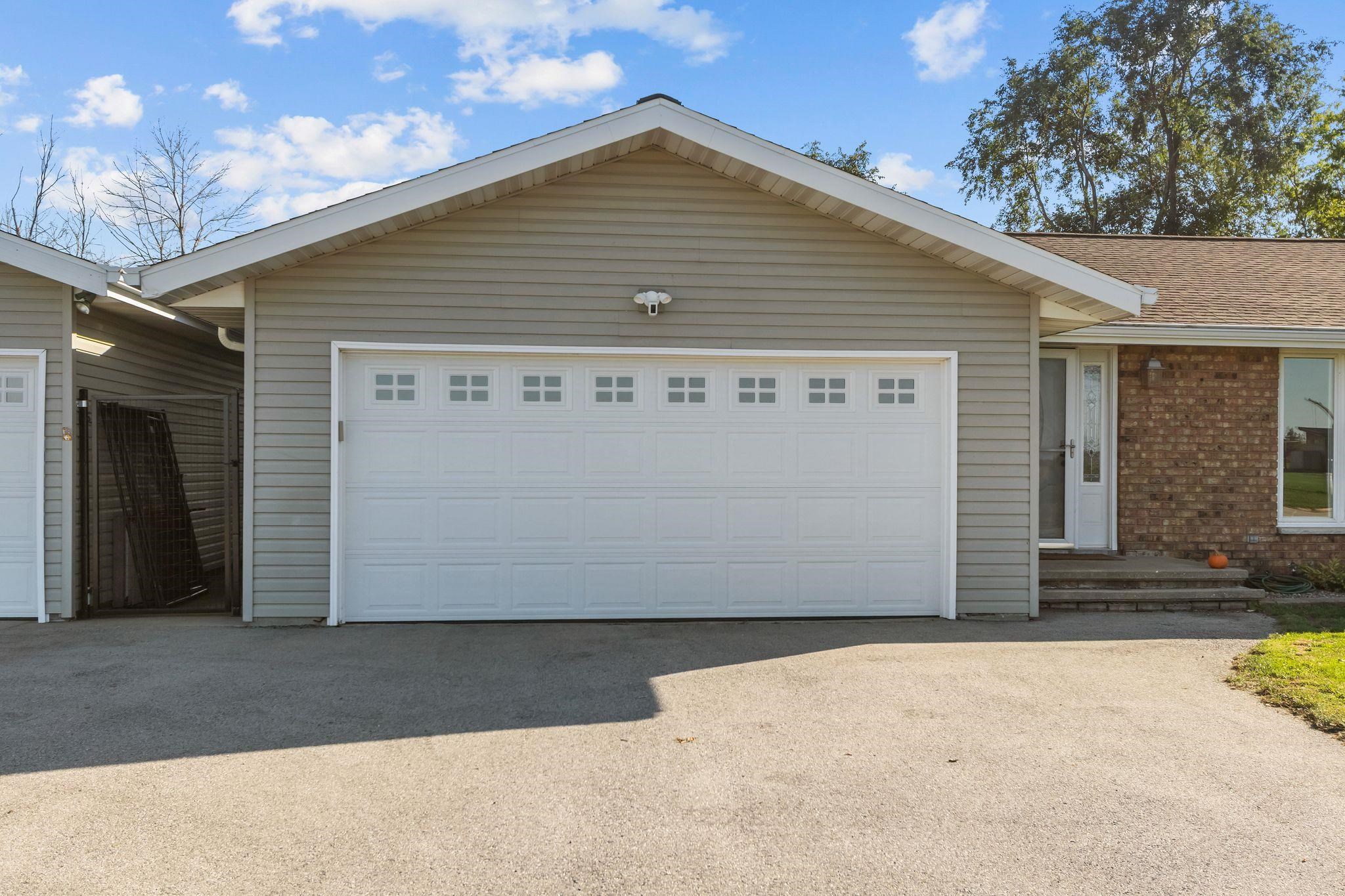 W1073 County Rd JJ Kaukauna, WI 54130 - Photo 4 of 43 Gallery Image 4