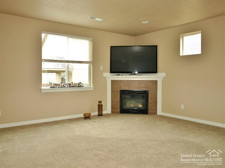 21194 Keyte Road Bend, OR 97701 - Photo 9 of 24 Additional Photo