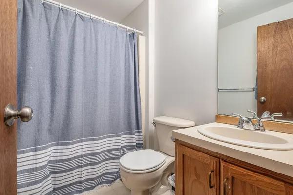 $295,000 | 107 Glengarry Drive, Unit 107, Stratham, NH 03885