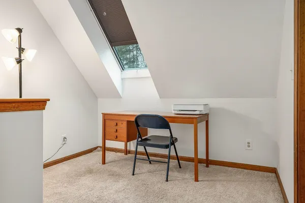 $295,000 | 107 Glengarry Drive, Unit 107, Stratham, NH 03885